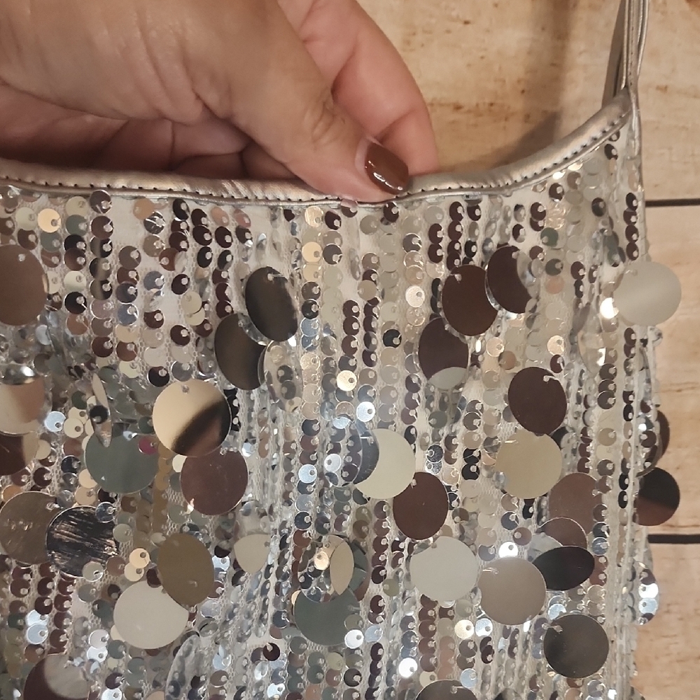 SHEIN Elegant Silver Fabric - Picture 3 of 4